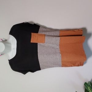 Black,gray,and camel color with pocket Size M shirt